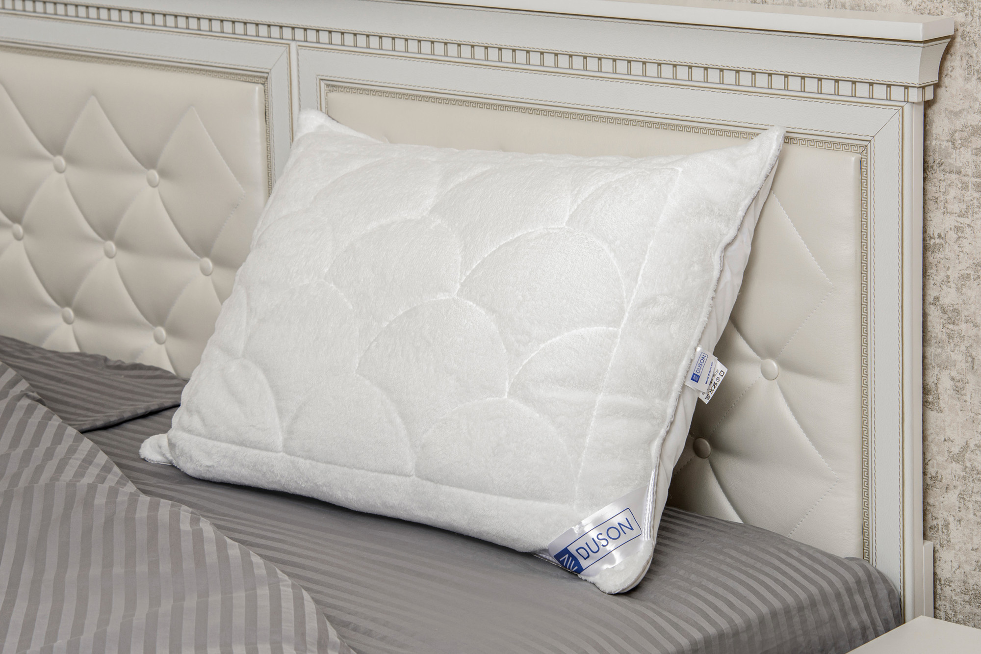 P110 Подушка микрогелевая Softness 50х70